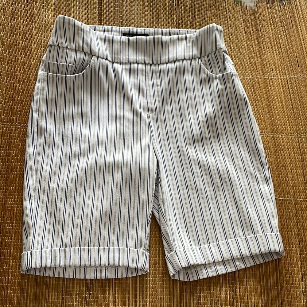 Bella Rose Striped Shorts